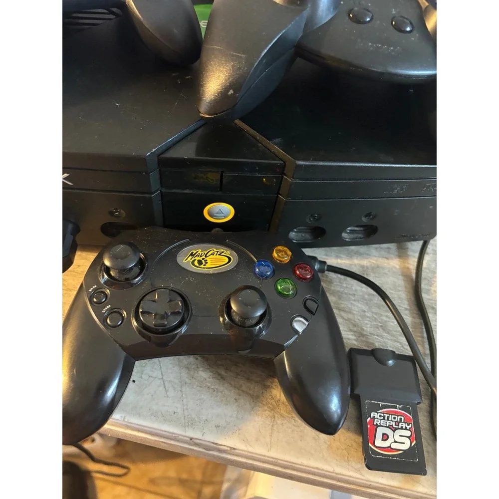 Microsoft Xbox Original Console Bundle with 3 controllers AND GAME - TESTED*